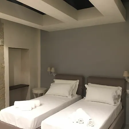 Vicoli Di 4*