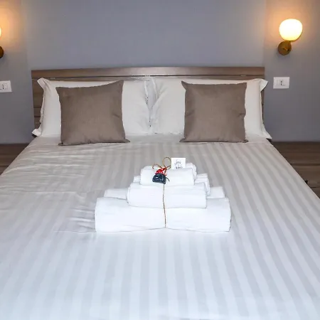 B&B Vicoli Di Napoli 4*
